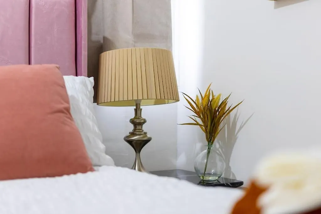 Beautiful 3 Bed House Next To Westfield London公寓 英国